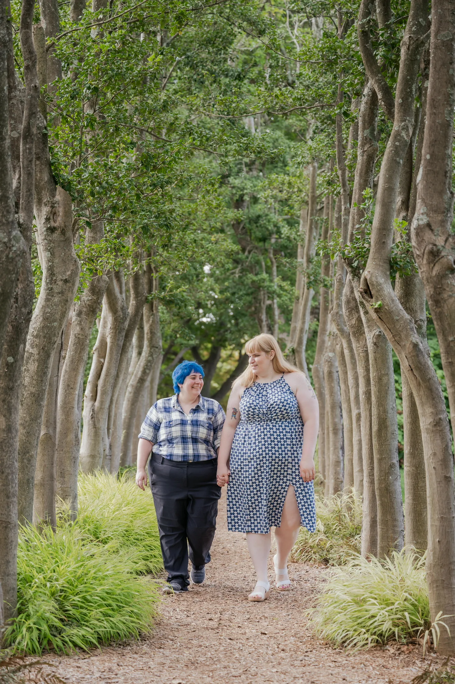 Engagement moment by Laura Christine Photography in Louisville, Kentucky